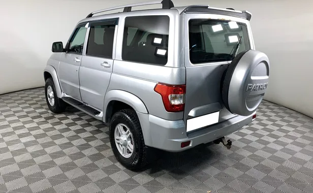 УАЗ Patriot