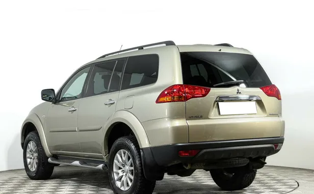 Mitsubishi Pajero Sport