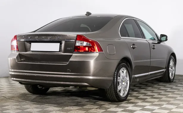 Volvo S80