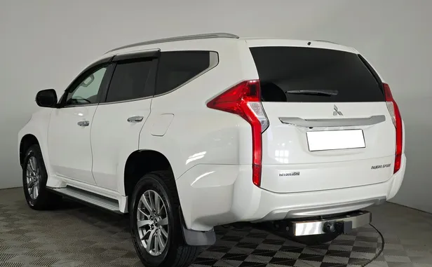 Mitsubishi Pajero Sport