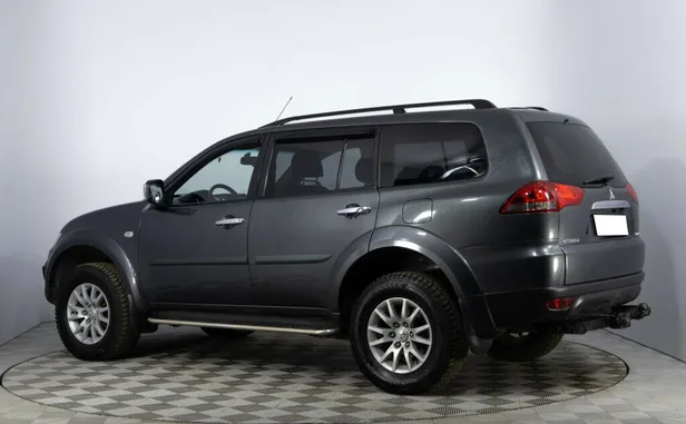 Mitsubishi Pajero Sport
