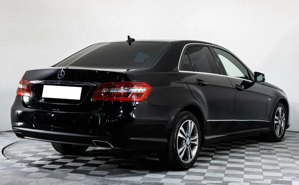 Mercedes-Benz E-Класс