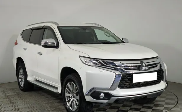 Mitsubishi Pajero Sport