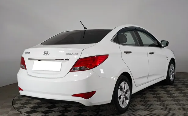 Hyundai Solaris