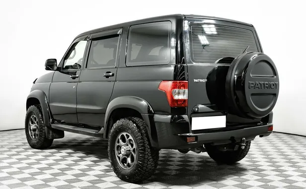 УАЗ Patriot