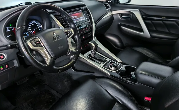 Mitsubishi Pajero Sport