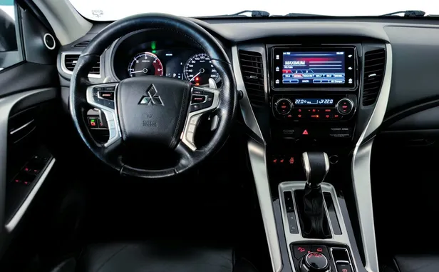 Mitsubishi Pajero Sport