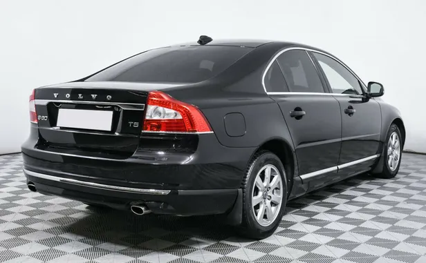 Volvo S80
