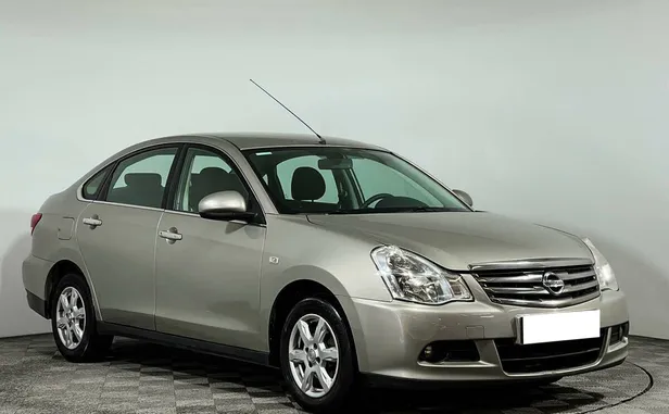 Nissan Almera