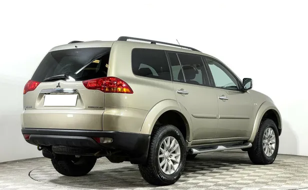 Mitsubishi Pajero Sport