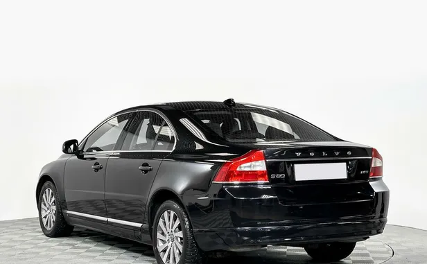 Volvo S80